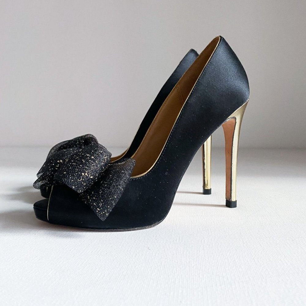Badgley Mischka Black Satin Bow Detail Peep Toe Heels 6M - Picture 6 of 11